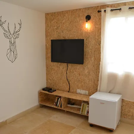 Designed Studio Apartment Kefar Weradim Exterior photo