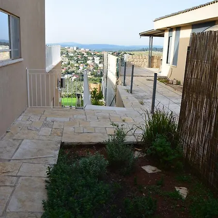 Designed Studio Apartment Kefar Weradim Exterior photo