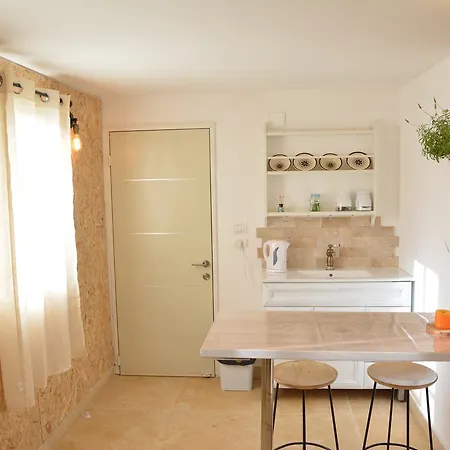 Designed Studio Apartment Kefar Weradim Exterior photo