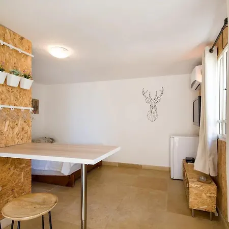 Designed Studio Apartment Kefar Weradim Exterior photo